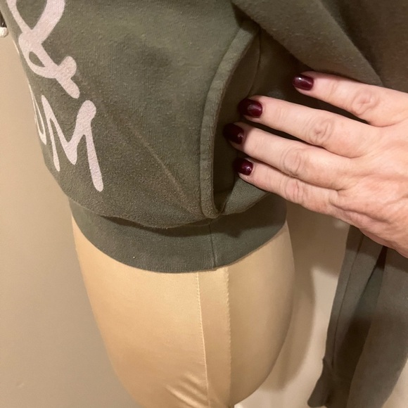 Volcom Vintage Olive Drab Cropped Hoodie, size XS - Picture 3 of 7